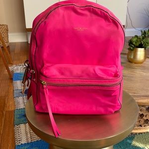 TORY BURCH
Perry Nylon Zip Backpack In Bright Pink